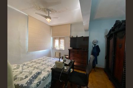 Casa à venda com 1147m², 4 quartos e 7 vagas Casa à venda com 1147m², 4 quartos e 7 vagasQuarto 4