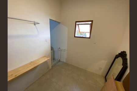 Casa à venda com 1147m², 4 quartos e 7 vagas Casa à venda com 1147m², 4 quartos e 7 vagasCloset