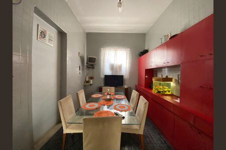 Casa à venda com 1147m², 4 quartos e 7 vagas Casa à venda com 1147m², 4 quartos e 7 vagasCopa