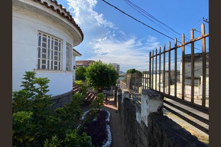 Casa à venda com 1147m², 4 quartos e 7 vagas Casa à venda com 1147m², 4 quartos e 7 vagasFrente