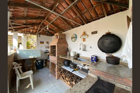 Casa à venda com 1147m², 4 quartos e 7 vagas Casa à venda com 1147m², 4 quartos e 7 vagasEspaço Gourmet