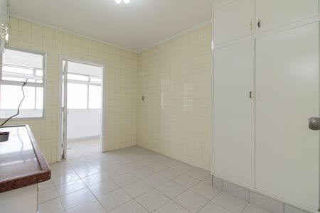 Apartamento à venda com 127m², 2 quartos e 1 vagaCozinha