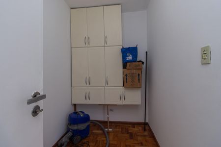 Apartamento à venda com 127m², 2 quartos e 1 vagaÁrea de Serviço