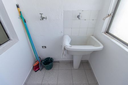 Apartamento à venda com 127m², 2 quartos e 1 vagaÁrea de Serviço