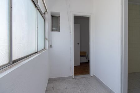 Apartamento à venda com 127m², 2 quartos e 1 vagaÁrea de Serviço