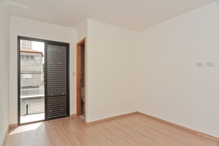 Casa à venda com 110m², 3 quartos e 2 vagas Casa à venda com 110m², 3 quartos e 2 vagasSuíte