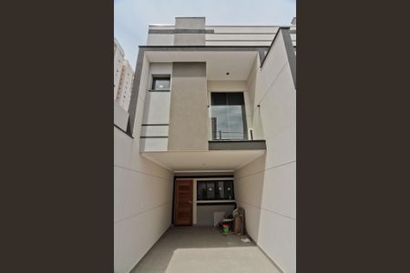 Casa à venda com 110m², 3 quartos e 2 vagas Casa à venda com 110m², 3 quartos e 2 vagasÁrea externa