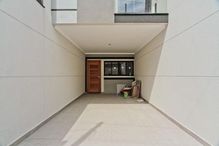 Casa à venda com 110m², 3 quartos e 2 vagas Casa à venda com 110m², 3 quartos e 2 vagasÁrea externa