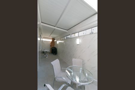 Apartamento à venda com 127m², 3 quartos e 2 vagas Apartamento à venda com 127m², 3 quartos e 2 vagasVaranda gourmet