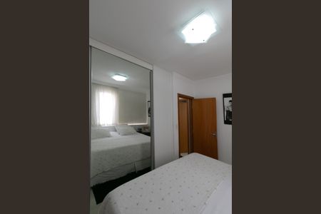 Apartamento à venda com 127m², 3 quartos e 2 vagas Apartamento à venda com 127m², 3 quartos e 2 vagasSuite