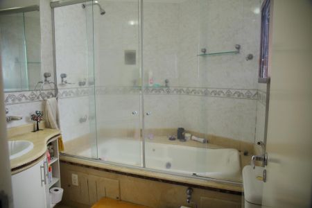 Apartamento à venda com 127m², 3 quartos e 2 vagasBanheiro Suíte 1