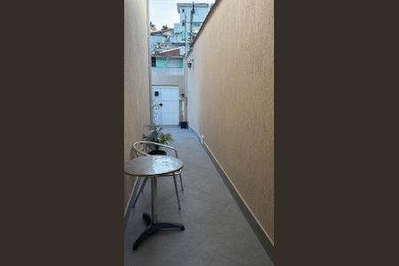 Casa à venda com 187m², 3 quartos e 5 vagas Casa à venda com 187m², 3 quartos e 5 vagasÁrea Externa