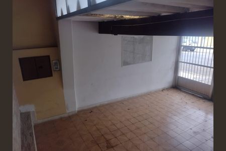 Casa à venda com 110m², 3 quartos e 2 vagas