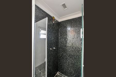 Apartamento à venda com 150m², 4 quartos e 1 vaga Apartamento à venda com 150m², 4 quartos e 1 vagaBanheiro Corredor