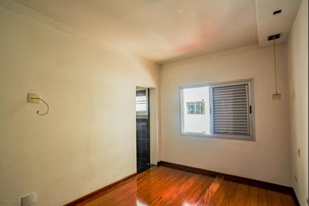 Apartamento à venda com 150m², 4 quartos e 1 vaga Apartamento à venda com 150m², 4 quartos e 1 vagaQuarto Suíte