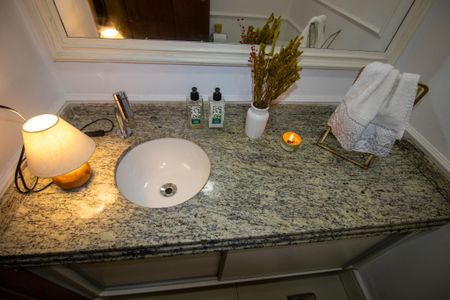 Apartamento à venda com 150m², 4 quartos e 2 vagas Apartamento à venda com 150m², 4 quartos e 2 vagasLavabo