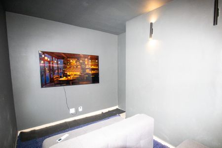 Apartamento à venda com 150m², 4 quartos e 2 vagas Apartamento à venda com 150m², 4 quartos e 2 vagasSala de TV