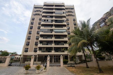 Apartamento à venda com 150m², 4 quartos e 2 vagas Apartamento à venda com 150m², 4 quartos e 2 vagasFachada