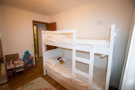 Apartamento à venda com 150m², 4 quartos e 2 vagas Apartamento à venda com 150m², 4 quartos e 2 vagasQuarto 1