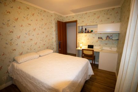 Apartamento à venda com 150m², 4 quartos e 2 vagas Apartamento à venda com 150m², 4 quartos e 2 vagasQuarto 2