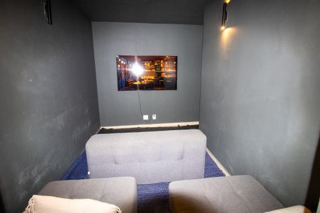 Apartamento à venda com 150m², 4 quartos e 2 vagas Apartamento à venda com 150m², 4 quartos e 2 vagasSala de TV