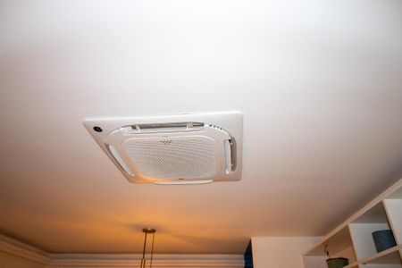 Apartamento à venda com 150m², 4 quartos e 2 vagas Apartamento à venda com 150m², 4 quartos e 2 vagasSala