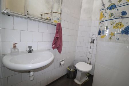 Casa à venda com 148m², 3 quartos e 2 vagasBanheiro 2