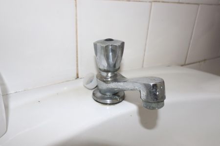 Casa à venda com 148m², 3 quartos e 2 vagasBanheiro 2