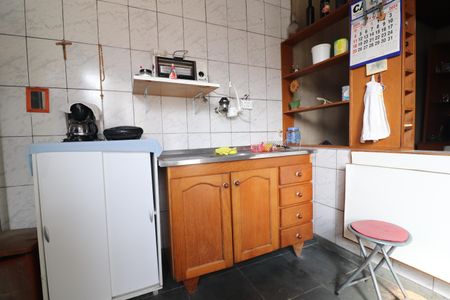 Casa à venda com 148m², 3 quartos e 2 vagasEdícula - Cozinha