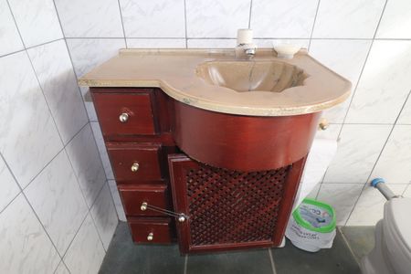 Casa à venda com 148m², 3 quartos e 2 vagasEdícula - Banheiro