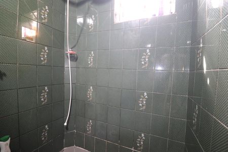 Casa à venda com 148m², 3 quartos e 2 vagasBanheiro Quarto 1 suíte