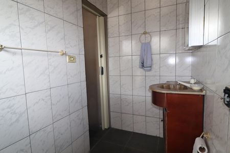 Casa à venda com 148m², 3 quartos e 2 vagasEdícula - Banheiro