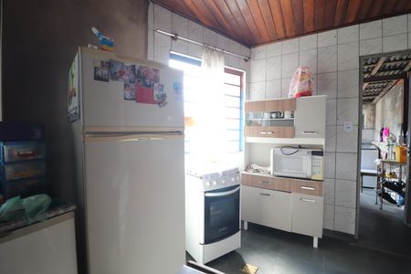 Casa à venda com 148m², 3 quartos e 2 vagasEdícula - Cozinha