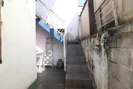 Casa à venda com 148m², 3 quartos e 2 vagasEscada Edícula