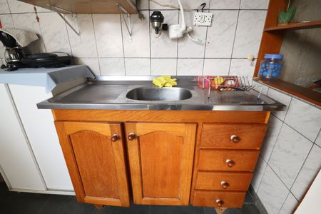 Casa à venda com 148m², 3 quartos e 2 vagasEdícula - Cozinha