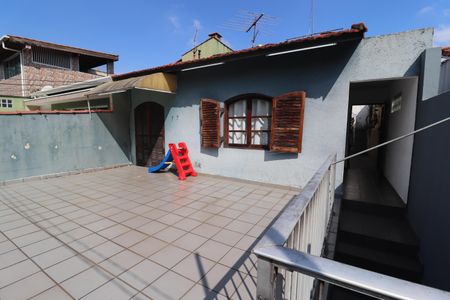 Casa à venda com 148m², 3 quartos e 2 vagasVaranda