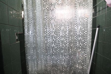 Casa à venda com 148m², 3 quartos e 2 vagasBanheiro Quarto 1 suíte