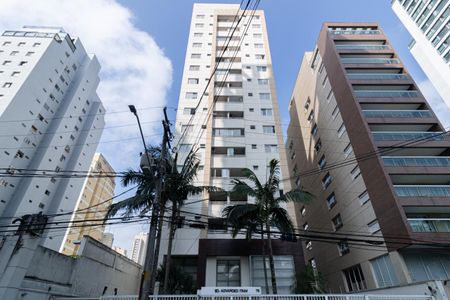 Apartamento para alugar com 57m², 2 quartos e 1 vagaFachada do Prédio