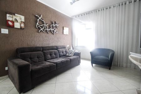 Apartamento à venda com 67m², 2 quartos e 1 vagaSala