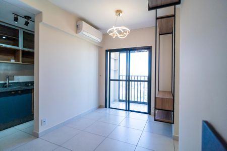 Sala de apartamento para alugar com 2 quartos, 55m² em Parque Campolim, Sorocaba