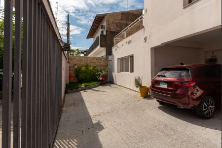 Casa à venda com 300m², 3 quartos e 4 vagasGaragem