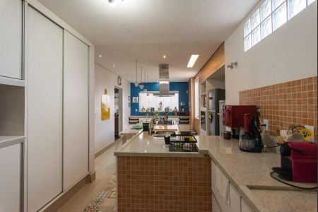 Casa à venda com 300m², 3 quartos e 4 vagasCozinha