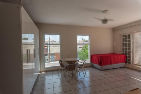 Casa à venda com 300m², 3 quartos e 4 vagasSala 2