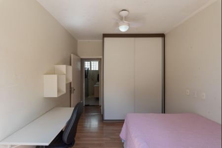 Casa à venda com 300m², 3 quartos e 4 vagasQuarto 2