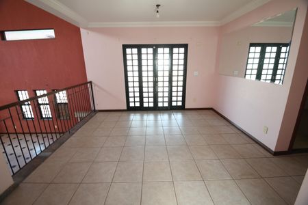 Casa à venda com 480m², 4 quartos e 5 vagasSala 3