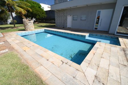Casa à venda com 480m², 4 quartos e 5 vagasPiscina