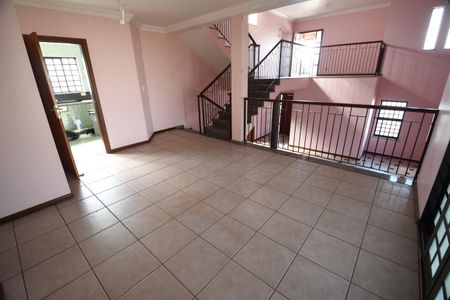 Casa à venda com 480m², 4 quartos e 5 vagasSala 3
