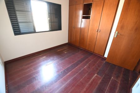 Casa à venda com 480m², 4 quartos e 5 vagasQuarto Suíte 3