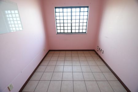 Casa à venda com 480m², 4 quartos e 5 vagasSala 2