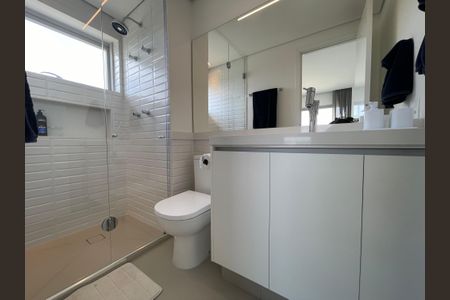 Studio à venda com 62m², 1 quarto e 1 vaga Studio à venda com 62m², 1 quarto e 1 vagaBanheiro da Suíte